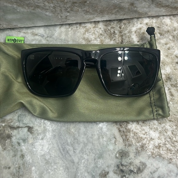 Electric sunglasses - Knoxville XL Polarized - Picture 1 of 6